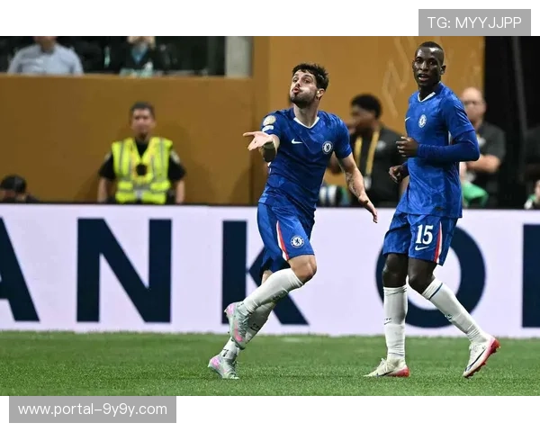 洛杉矶FC投资人出席商业会议探讨全球足球产业投资新趋势