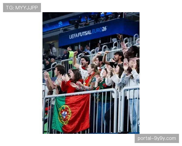 首届“世界街道足球锦标赛”在卡塔尔多哈开幕